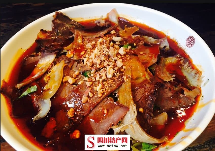 成都特产全攻略：从美食到伴手礼，带什么回家都不愁！