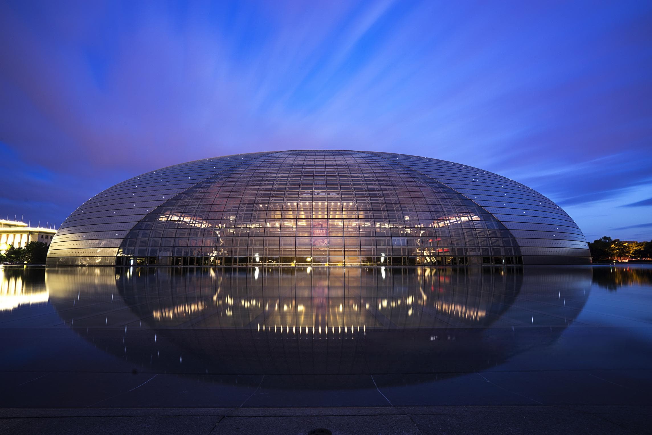 中国国家大剧院：建筑艺术与文化魅力的完美融合
