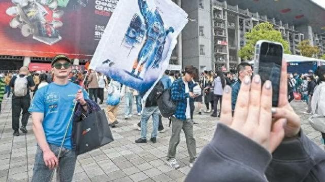 使内需成为拉动经济增长主动力