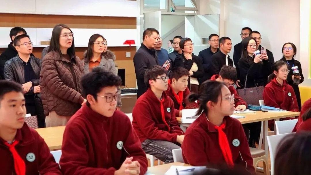 延安初中：3个数字教学“小助手”赋能活力课堂！