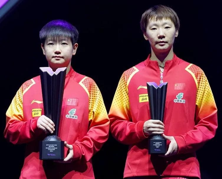 国乒巅峰对决！王曼昱已开始效仿陈梦战术，能否突破孙颖莎防线？