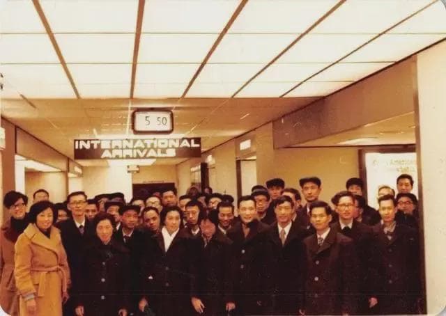 90年代留学潮：改变命运的时代选择