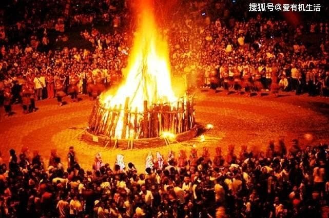 火把节的来历和风俗，彝族火把节的寓意和象征