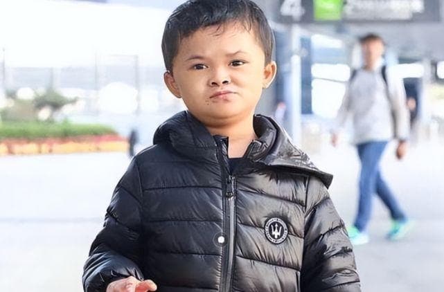 9年前，那个酷似“马云”的江西7岁小男孩范小勤，如今怎么样了？