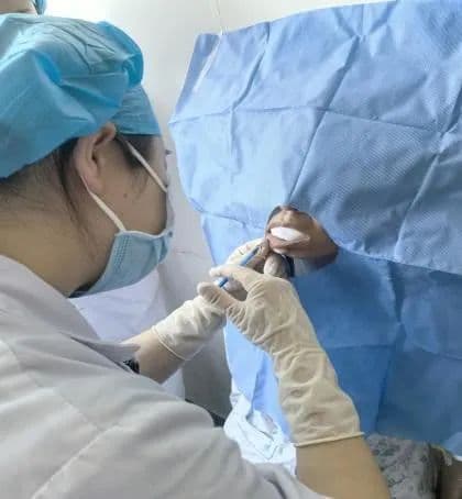 积跬步至千里，医疗路不停息——记青大附院风湿免疫科开展微创改良式唇腺活检新技术