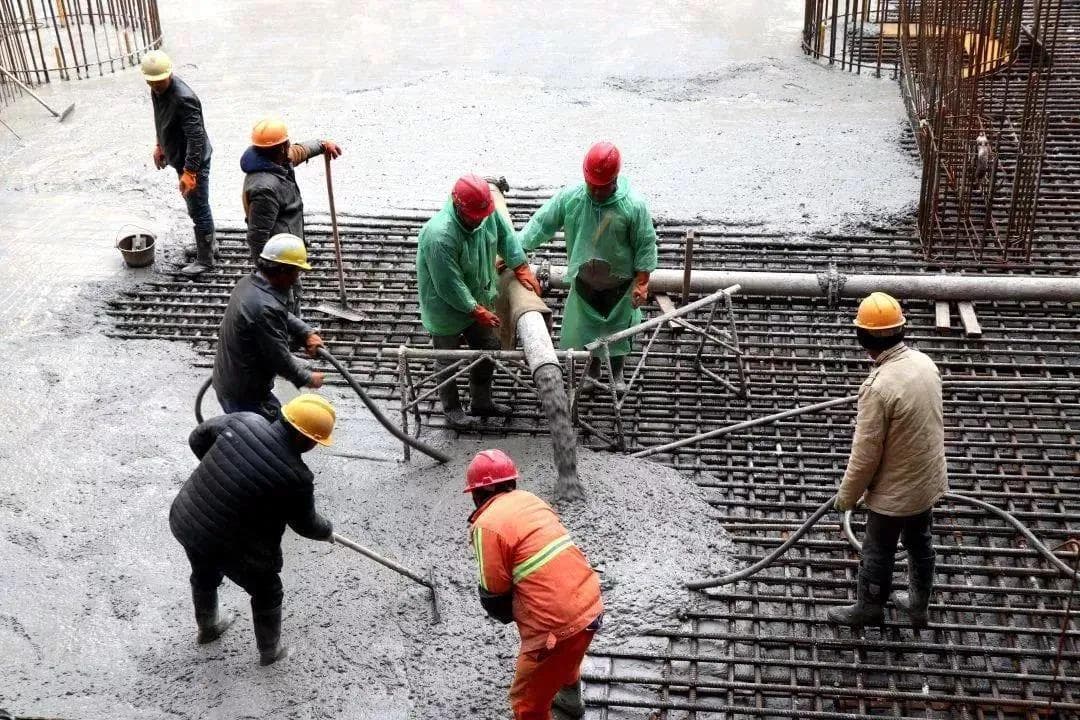 土木工程行业现状：从黄金时代到提桶跑路