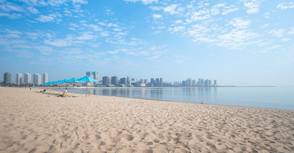 珠海8大沙滩游玩攻略：从金沙滩到淇沙湾，总有一处适合你