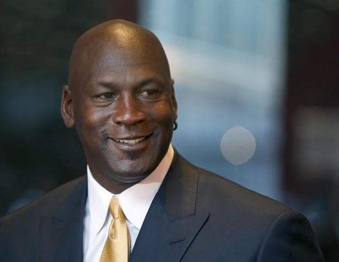 NBA球员退役后都干啥？有人当NBA老板，有人当篮协主席，还有人混成保安