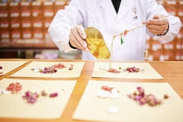 中医：是科学，还是超越科学的智慧？