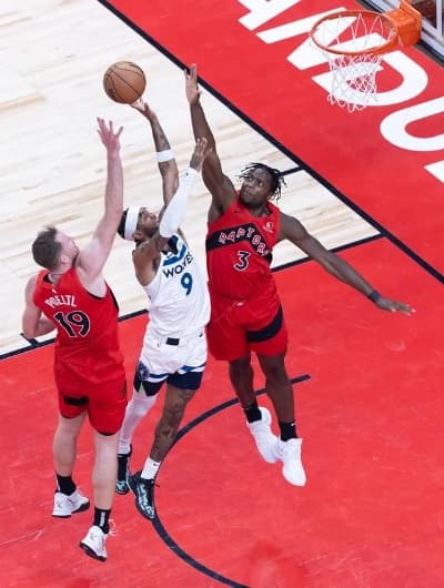 2024NBA常规赛猛龙与勇士：较量中的顶尖球队
