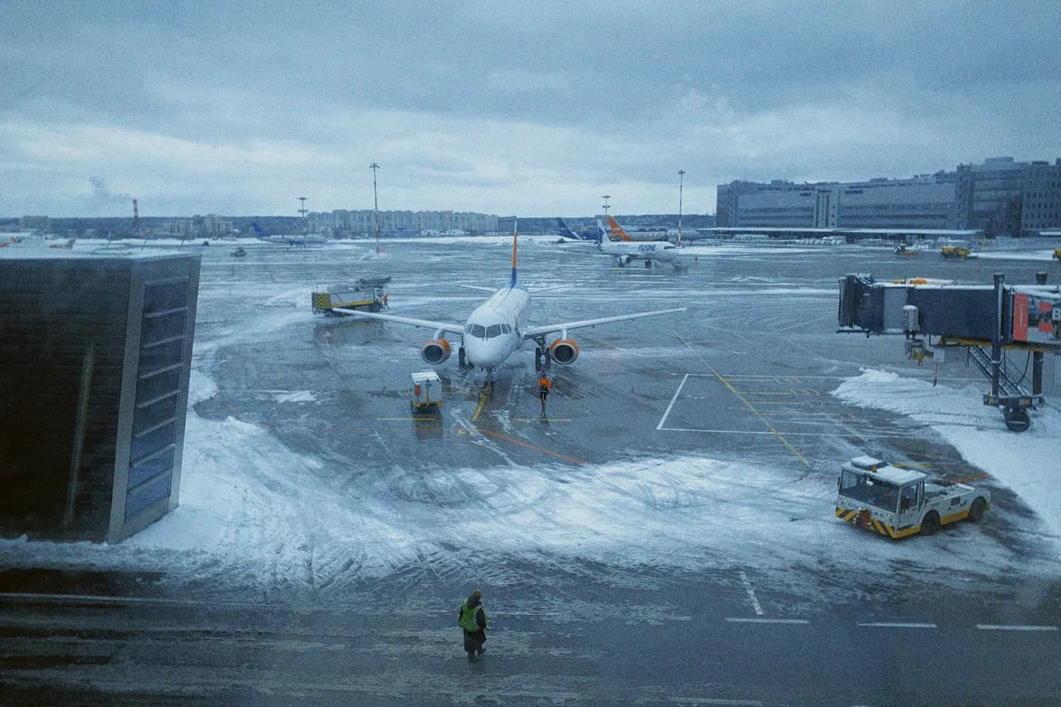 济南机场VIP通道如何应对首场大雪？