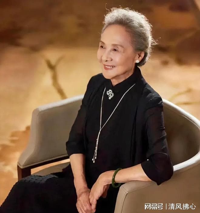 杨绛：笑脸给多了，惯得都是毛病，你待我如何，我便待你如何