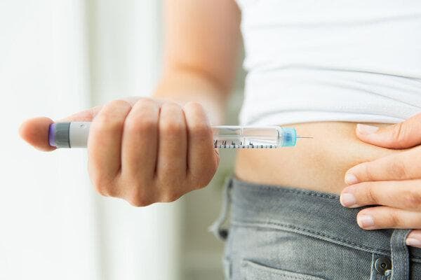 糖尿病与干疽坏死：病因、症状、诊断与预防