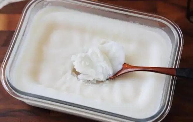熬猪油，用油熬还是用水熬？教您正确做法，雪白香浓，1年不坏
