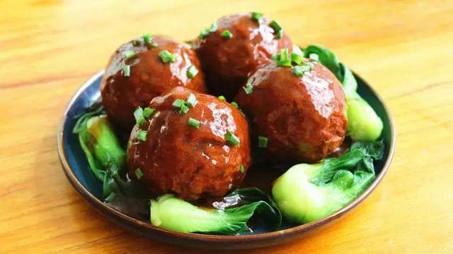 四喜丸子的寓意是什么？12道经典菜谱任你选，美味又吉祥