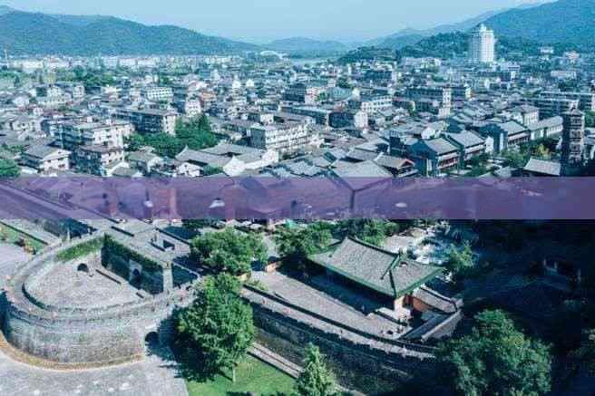 万宁旅游住宿全攻略：酒店选择、预订技巧及周边游玩推荐