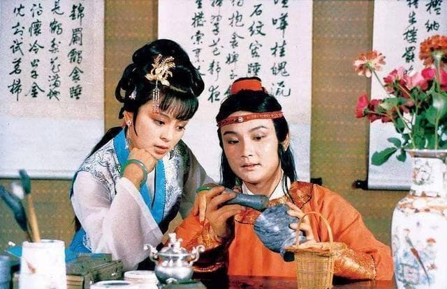 解密贾母对黛玉的宠爱：不只是亲情，更是家族利益考量