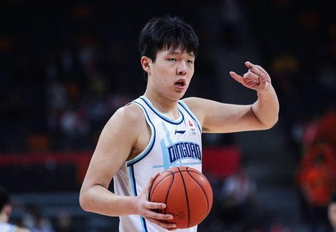 详解杨翰森：优缺点鲜明的少年，巨婴属性或成进军NBA最大阻碍