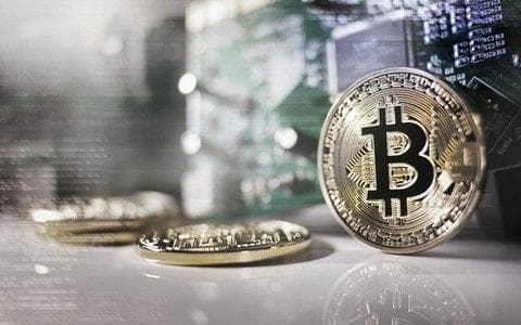 穆斯塔法·苏莱曼：人工智能开拓者、微软人工智能首席执行官