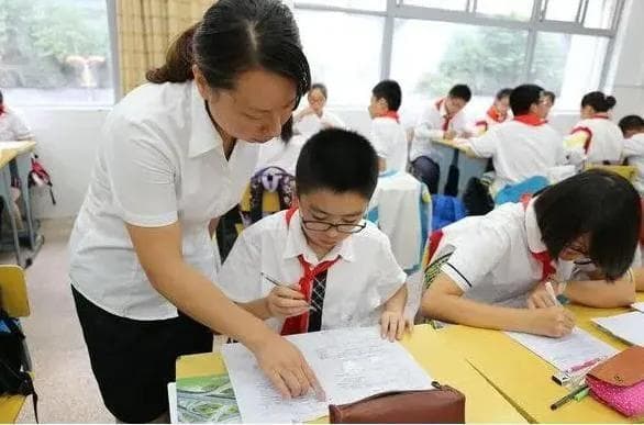 年收入15万仅算小康？教育成本攀升考验中产家庭