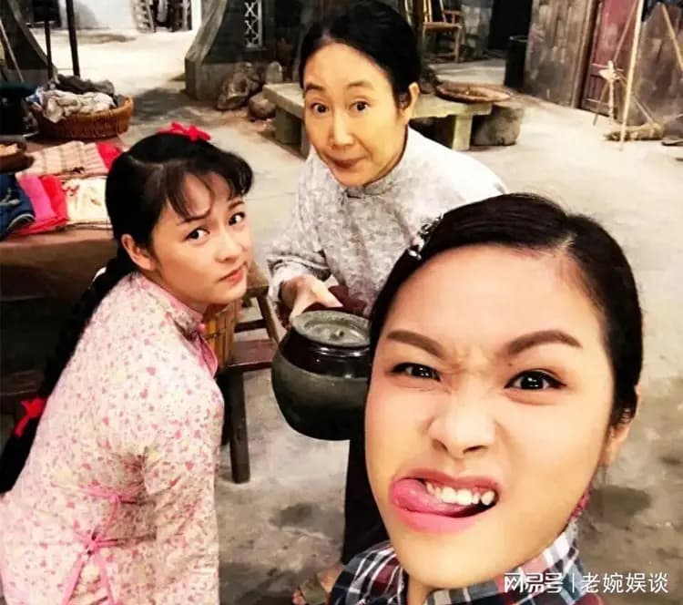 34岁的"阿香"郑钤丹正式做回自己，从一名演员变成了公司女老板