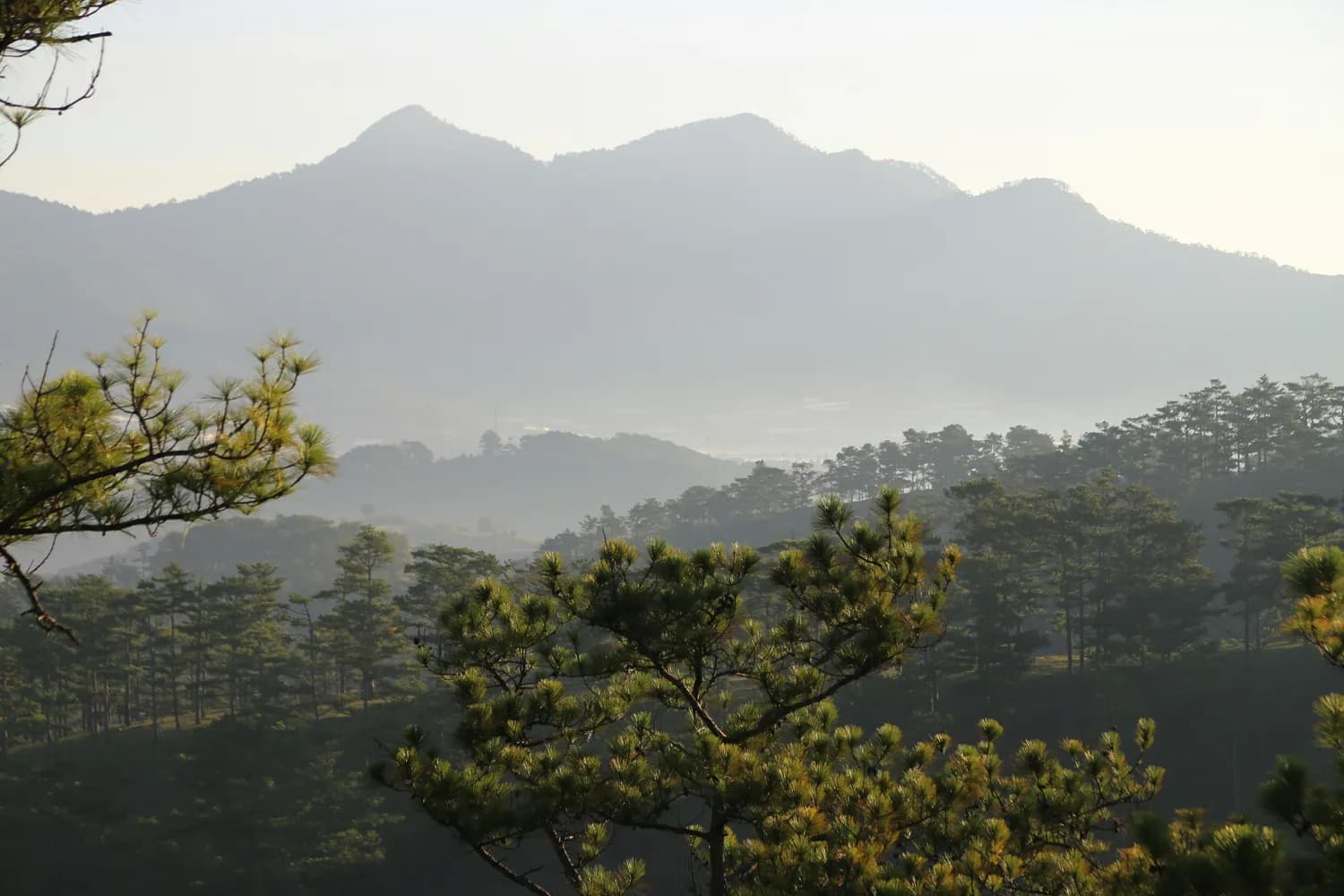 黄山遗址：一眼三千年考古奇观