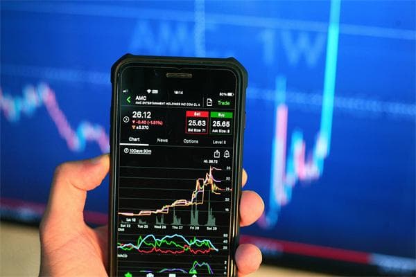 新西兰元兑人民币汇率大跌逾10%，经济前景蒙阴影