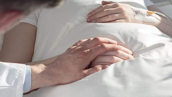 如何快速缓解手背抽筋？
