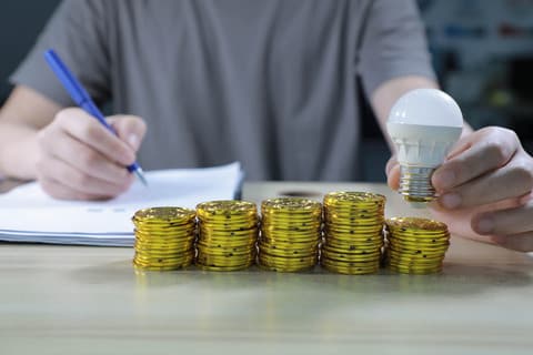 物业收电损费合法吗