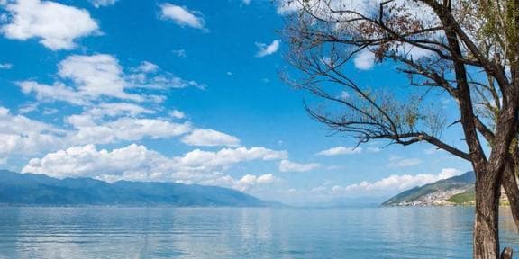 全国最适合一个人旅行的8个地方，景色超美，去过还想去第二次