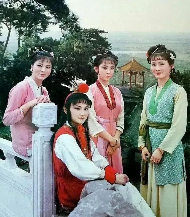 《红楼梦》里的贾宝玉其实是个“超人”？