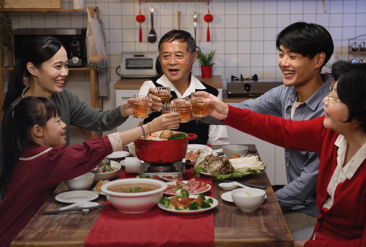 农历新年食物安全指南：美食爱好者必读
