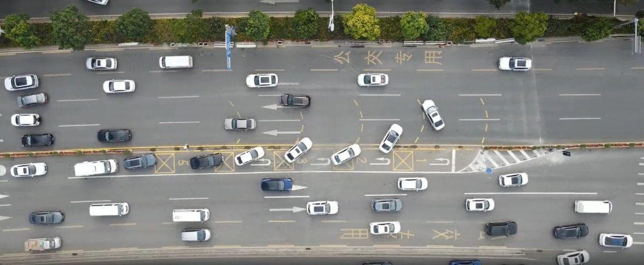 多车联动掉头，路口通行能力能够提升多少？