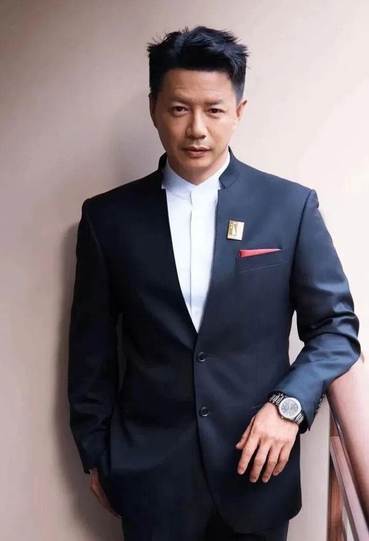 段奕宏妻子竟然是她，心疼爱妻选择丁克，携手13年宠爱如初