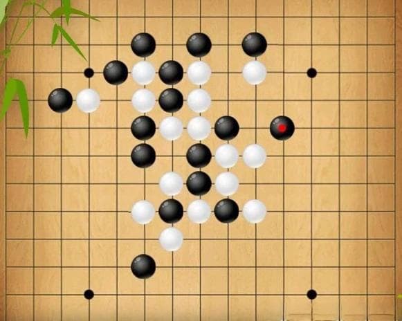 五子棋游戏开发：从基础框架到人工智能实现