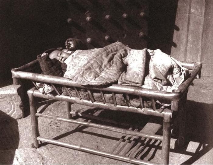 《童年忆往》：讲述中国孩子的历史