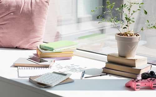 申请佛林德斯大学需要满足哪些条件？就读佛林德斯大学需要多少钱？