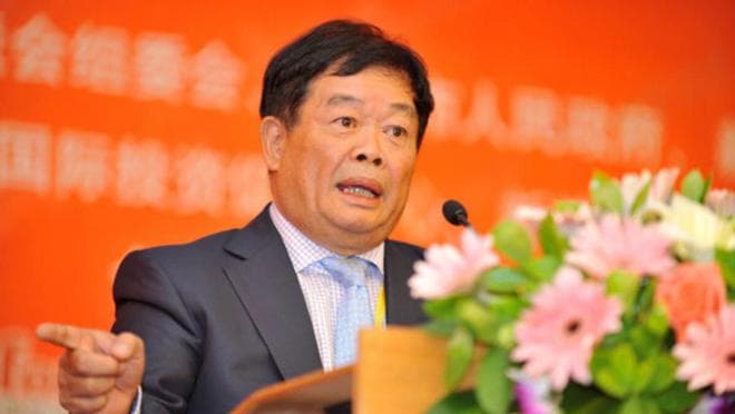 曹德旺：从放牛娃到"中国首善"的传奇与争议