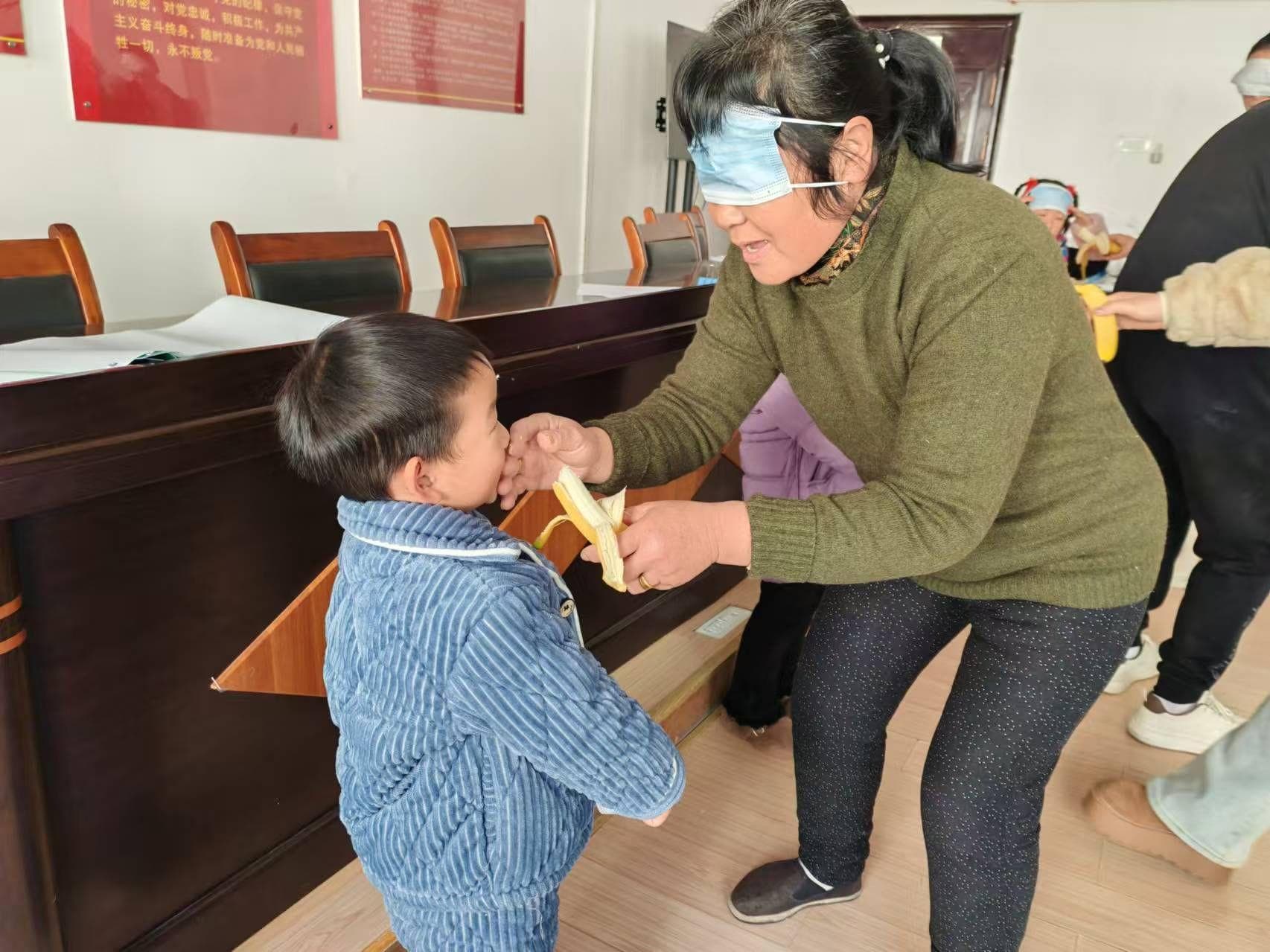 武汉官塘角社区：亲子游戏活动让周末更有温度