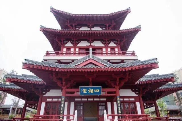 成都崇州唐人街：再现盛唐风韵的文化景区