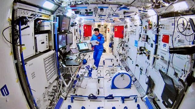 实现多个国际“首次”后，中国在空间站造出稀有金属，解决六代机航发大难题？