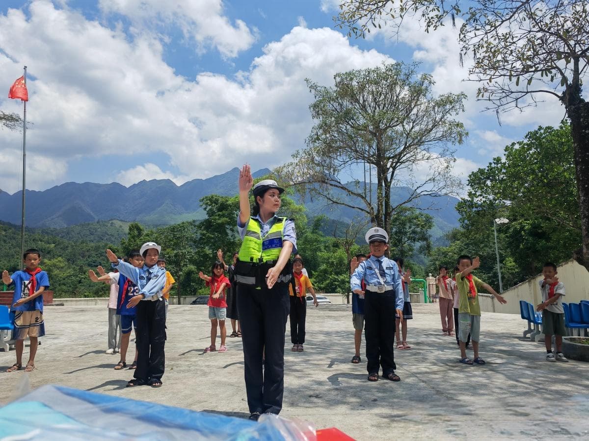 留得住育得强用得好 防城港市推进辅警队伍制度化效能化规范化正规化建设取得明显成效
