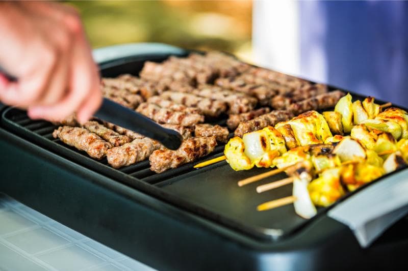 中秋烤肉安全指南：电烤盘、卡式炉这样用才安全