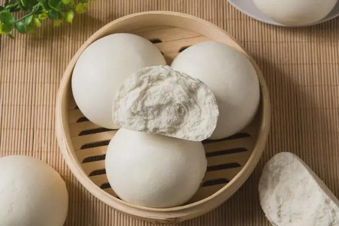 馒头发霉，撕了皮就能吃？真的劝你别再这样干了