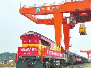 东向出川物流新通道如何“炼”成？