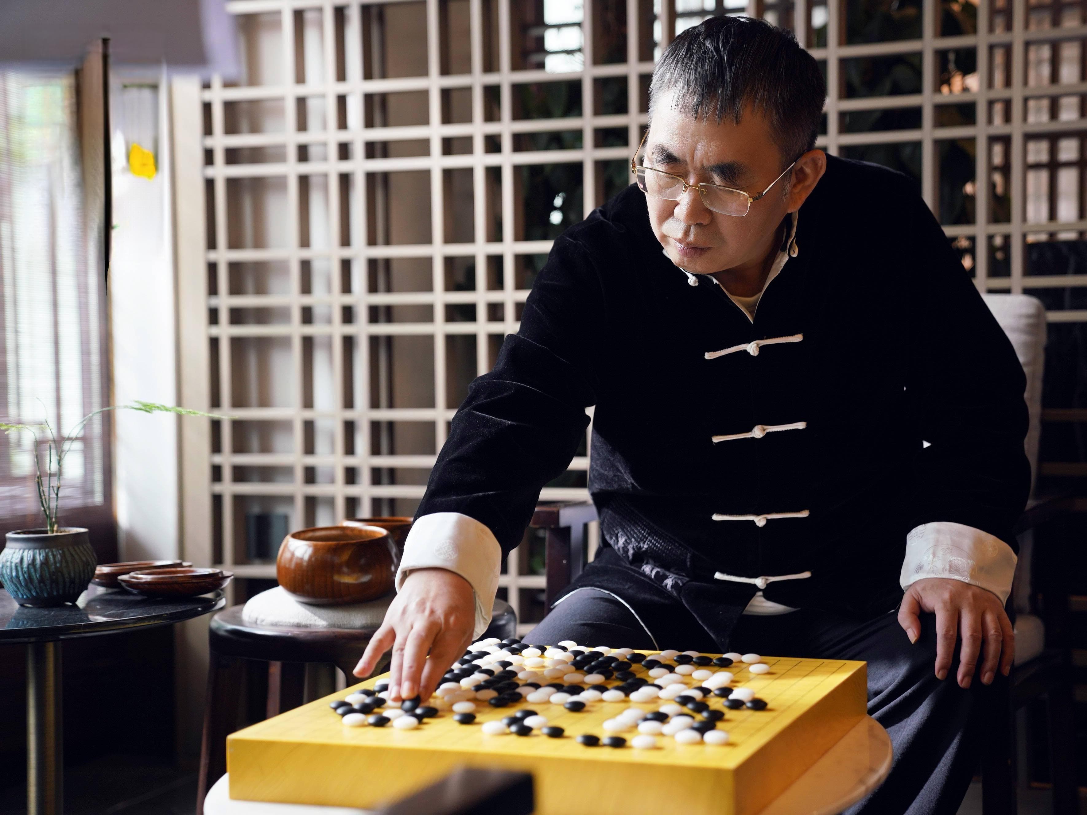 棋坛巨擘聂卫平：从'聂旋风'到'棋圣'，书写中国围棋不朽传奇