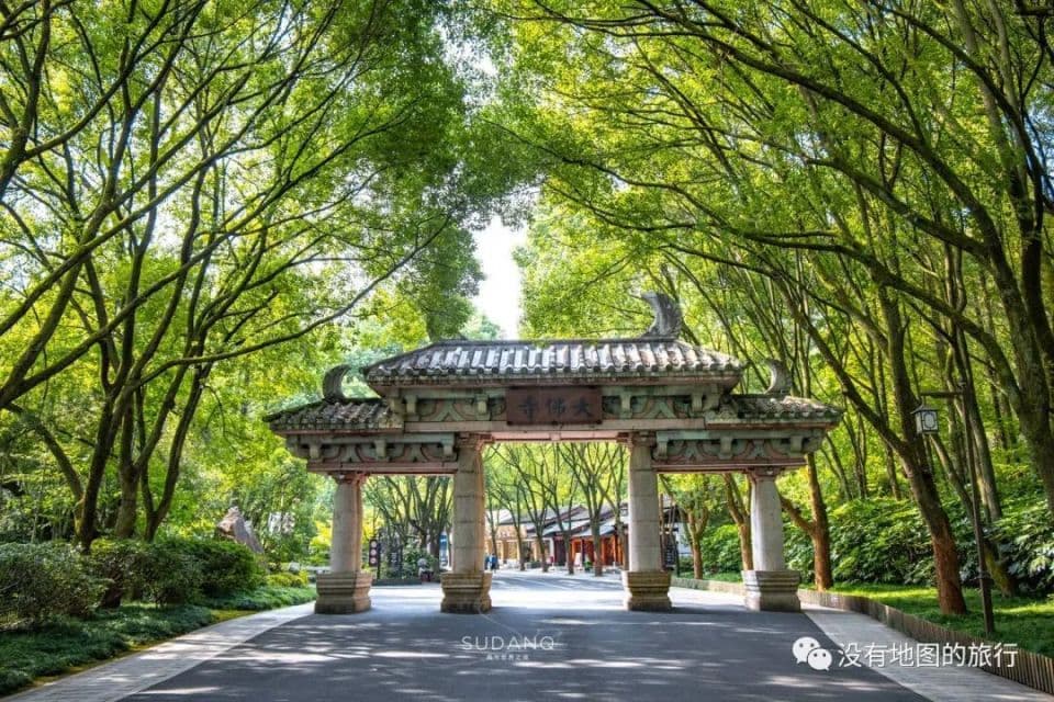 古人用30年的时间，凿出“江南第一大佛”，形成“江南敦煌石窟”