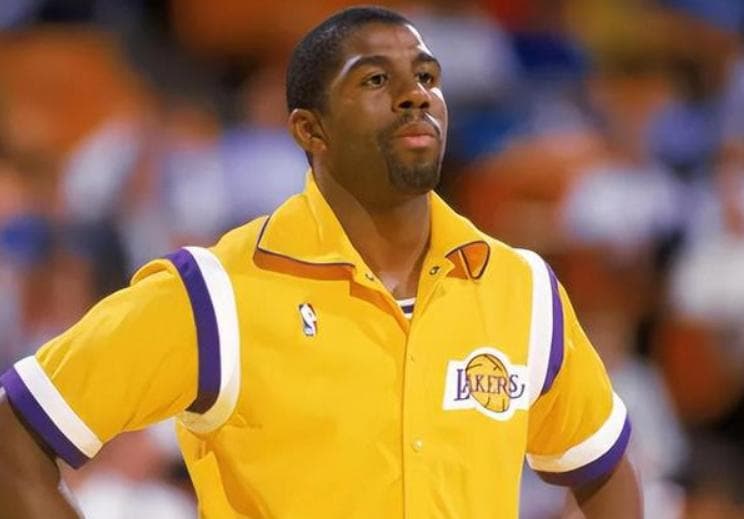 美媒评NBA历史12大控卫：库里第二、欧文第五