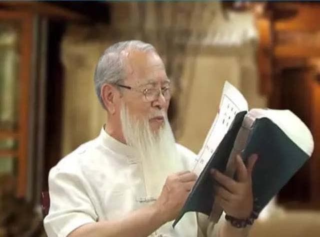 方名里都有“柴胡”两字，大柴胡汤和小柴胡汤有什么不同？