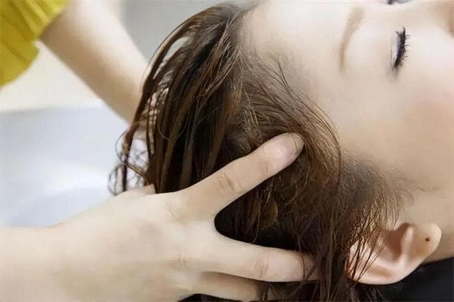 洗头后如何选择才是正确的？专家揭秘解惑！